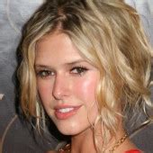 Sarah Wright nude pictures, onlyfans leaks, playboy photos